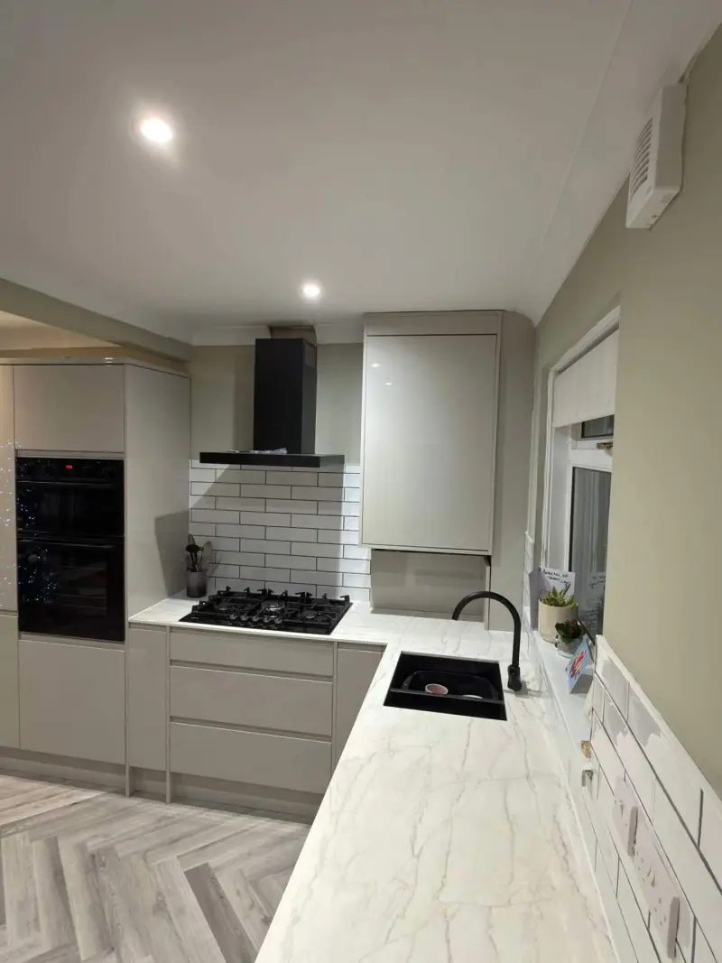Contemporary Kitchen